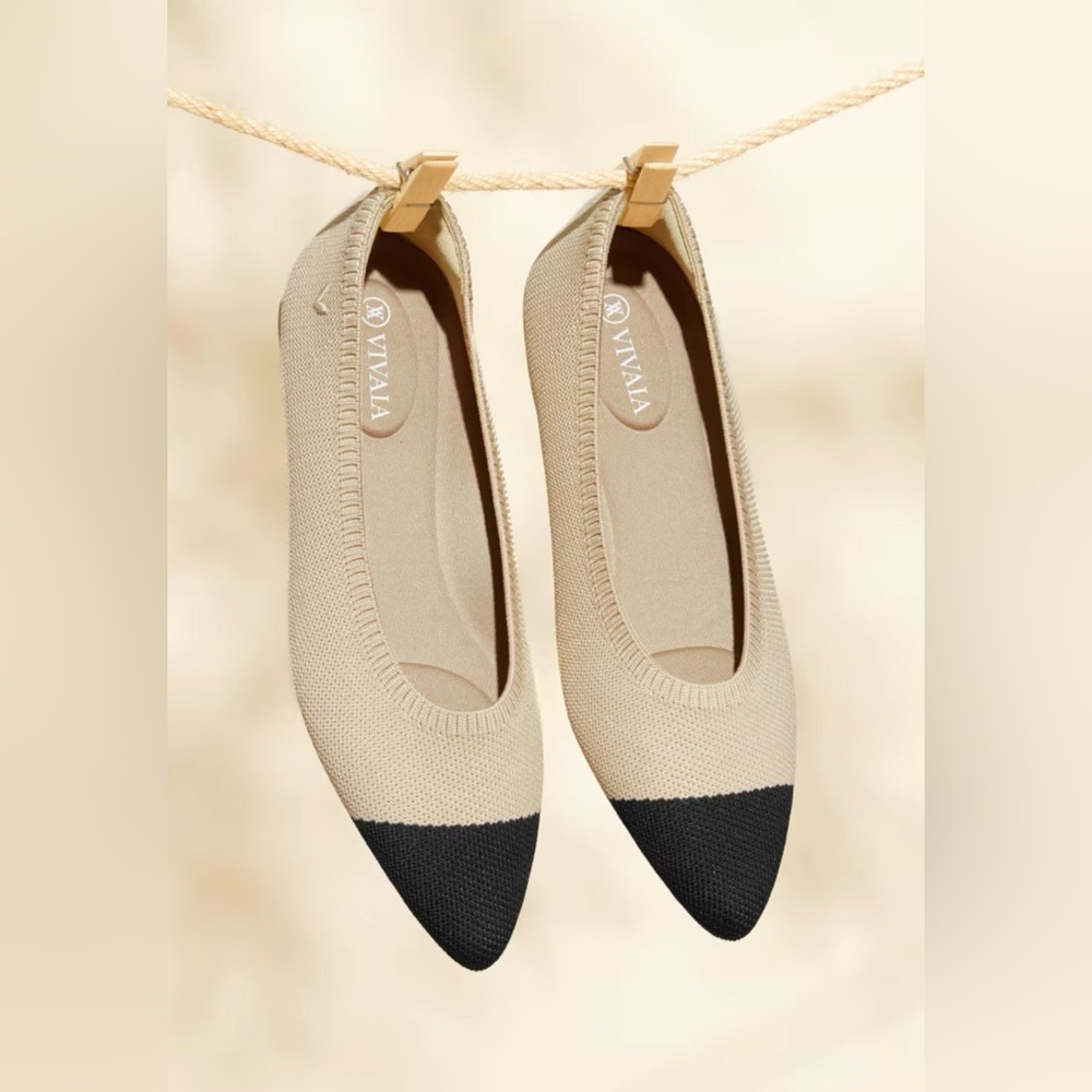 Vivaia Pointed-Toe Ballet Flats Almond and Black Size 38 EU - Picture 3 of 14